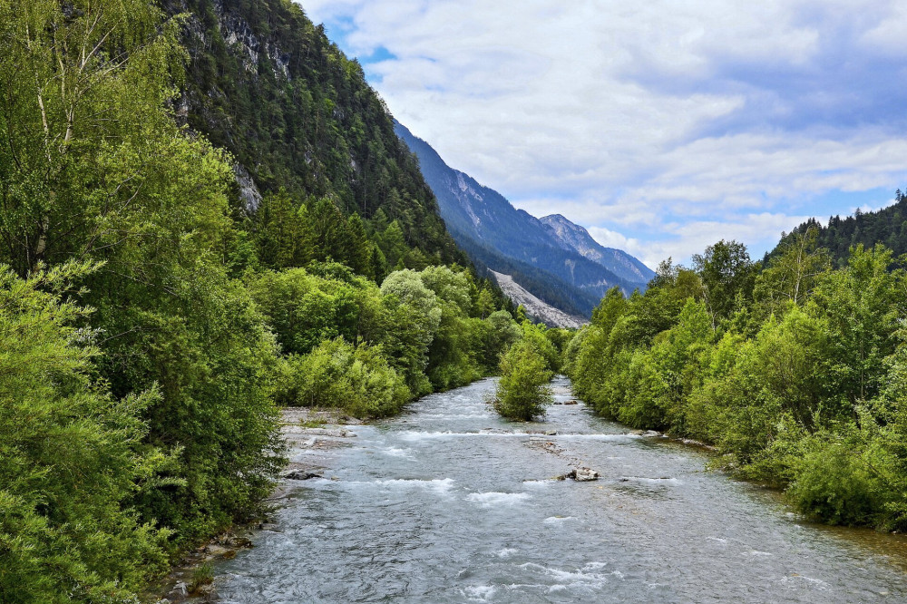 02 Dráva az alpokban  FOTO  AdobeStock_196791026