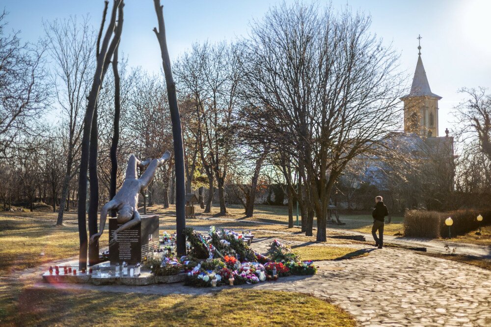 03-hejce-repuloszerencsetlenseg-emlekmu-FOTO-Gulyas-Attila