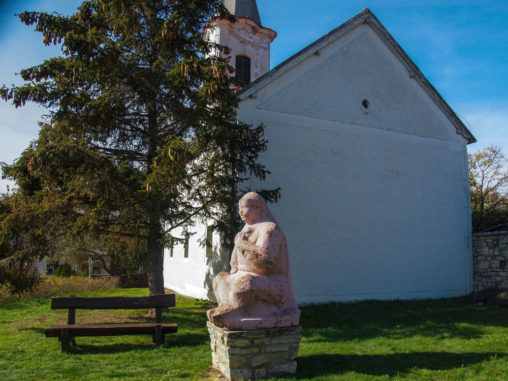 04 PA208470_Felsődörgicse Regős-szobor_FOTO-JA 