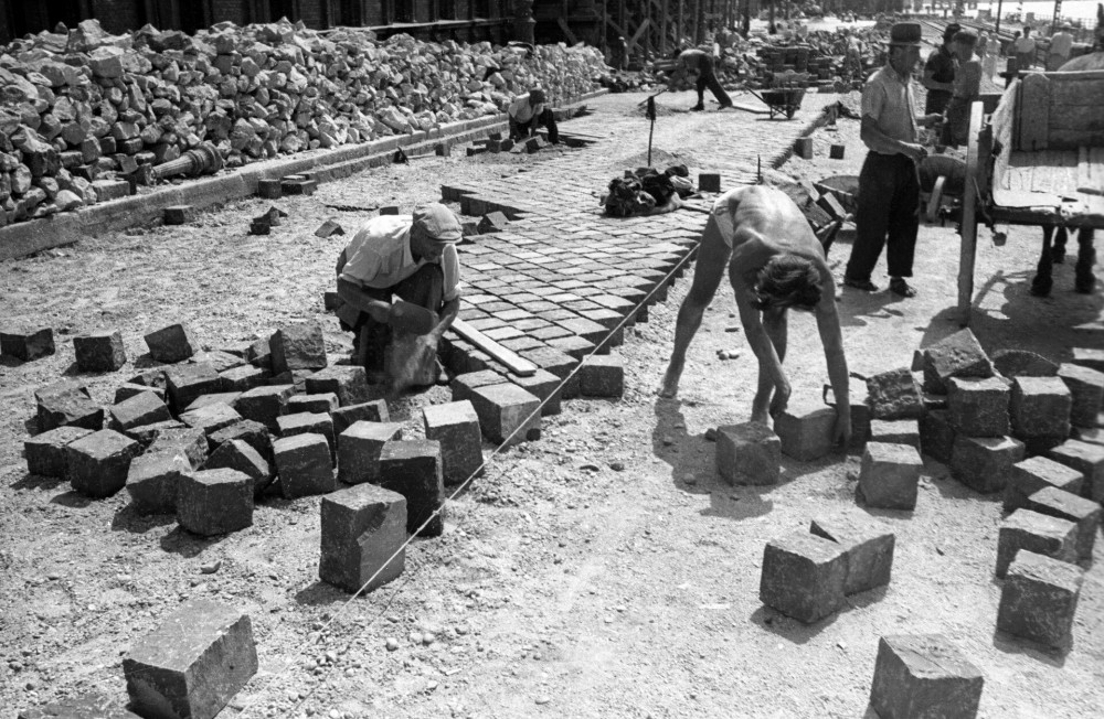 09 Budapest kosckakő Fővám tér egykori Dimitrov 1950 FOTO Fortepan UVATERV