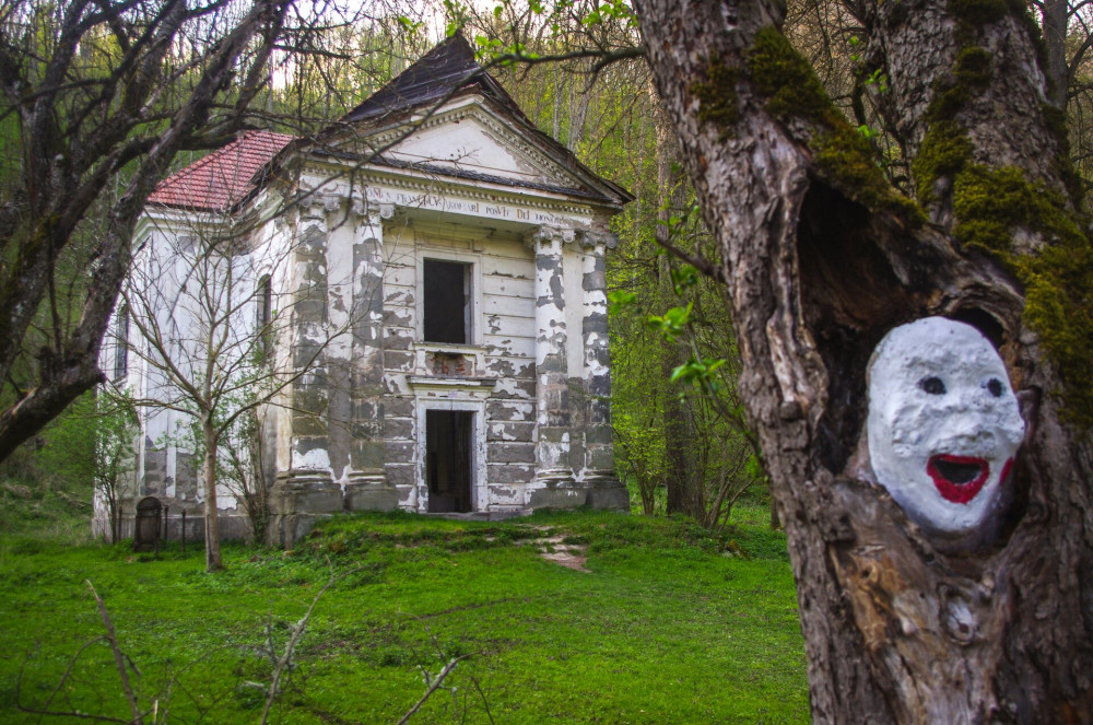 11 egykori Csábrágváralja romjai melletti kápolna  FOTO Szigeti Ferenc  Albert