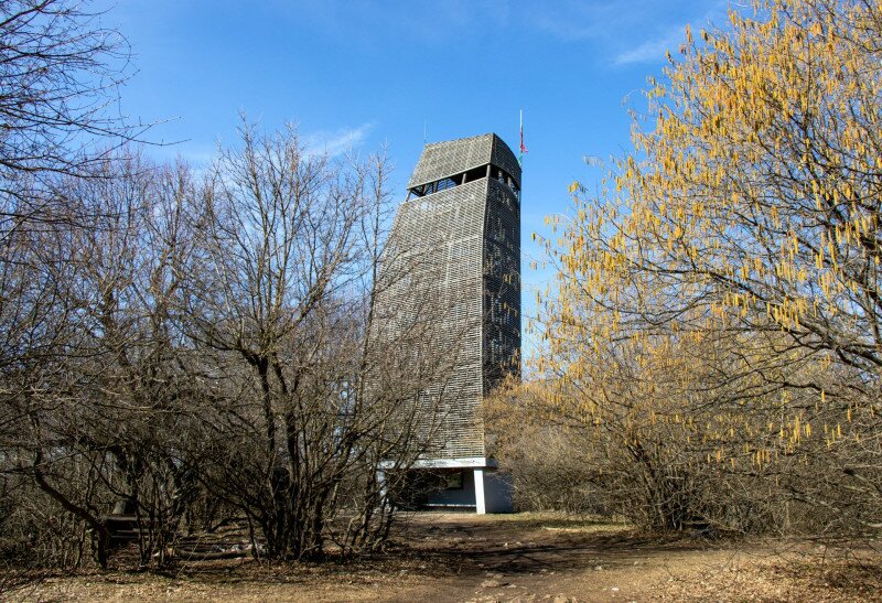 19 Nagy-kopasz, Csergezán Pál-kilátó