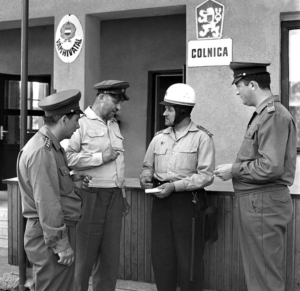 20 magyar szlovák határőrök FOTO Fortepan Magyar Rendőr