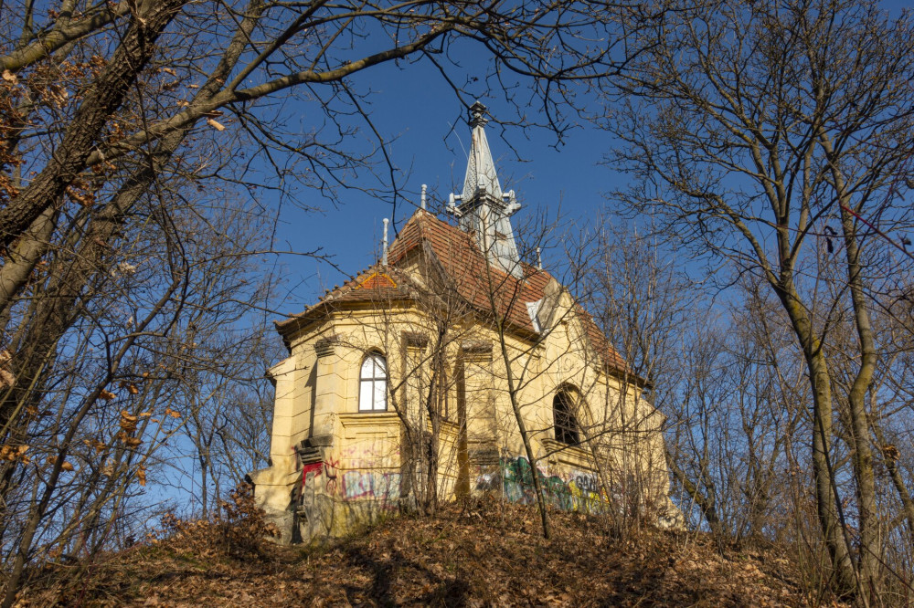 24 Csobánka, Szent Hubertus-kápolna