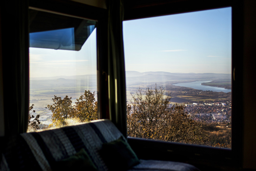 39-gerecse-panorama-szoba.jpg