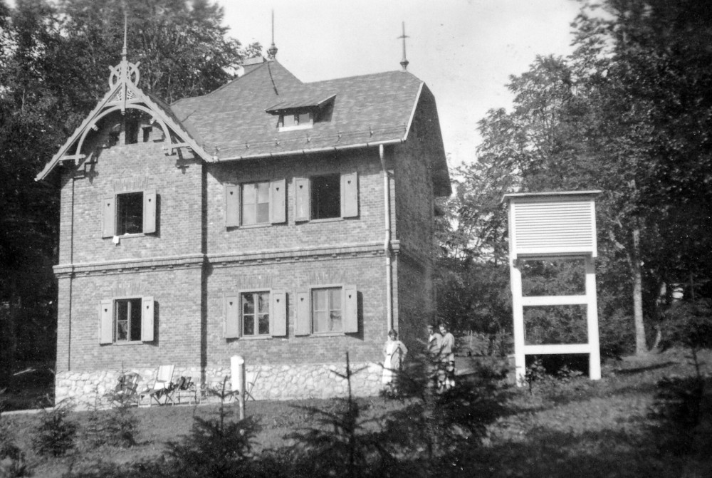 6. Bánkúti turistaház és meteorológiai állomás 1933-ban forrás  Fortepan Gyöngyi