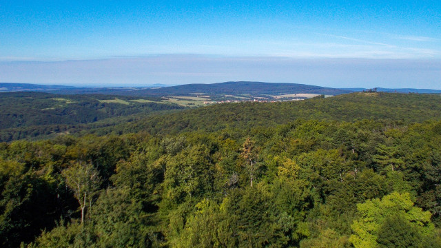 A Bakony legszebb panorámája nyílik a Papodról