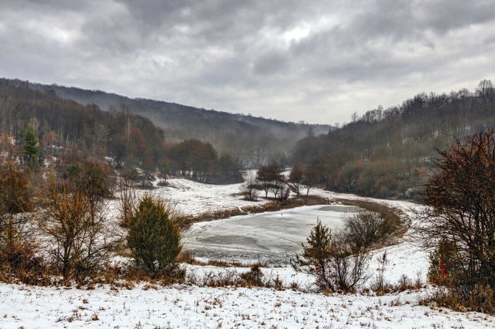 Aggteleki-karszt, Vörös-tó