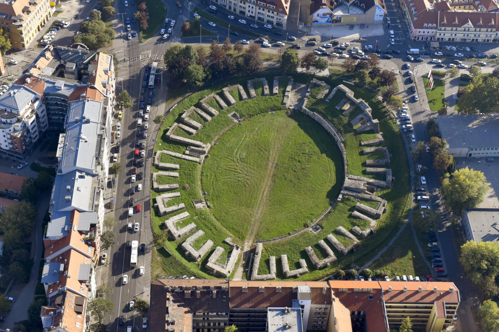 aquincum_katonai_amfiteatrum NAGY FOTO Civertan Grafikai Stúdió