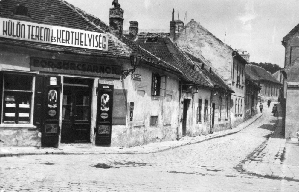 A Tabán girbegurba utcái 1928-ban