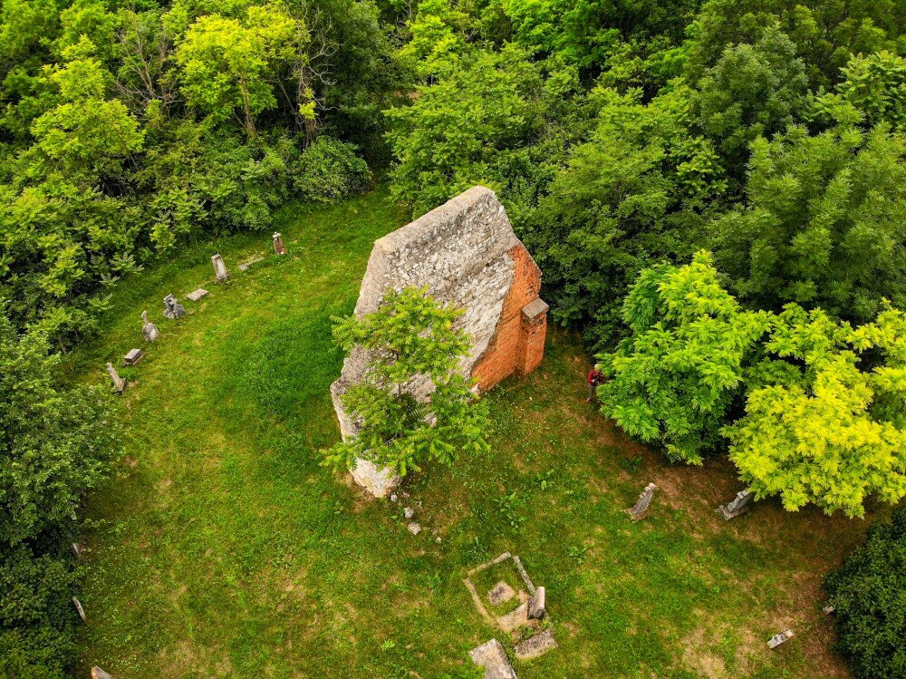 DJI_0397_Szent Lőrinc templomrom felülről_Zámoly_FOTO-Somo