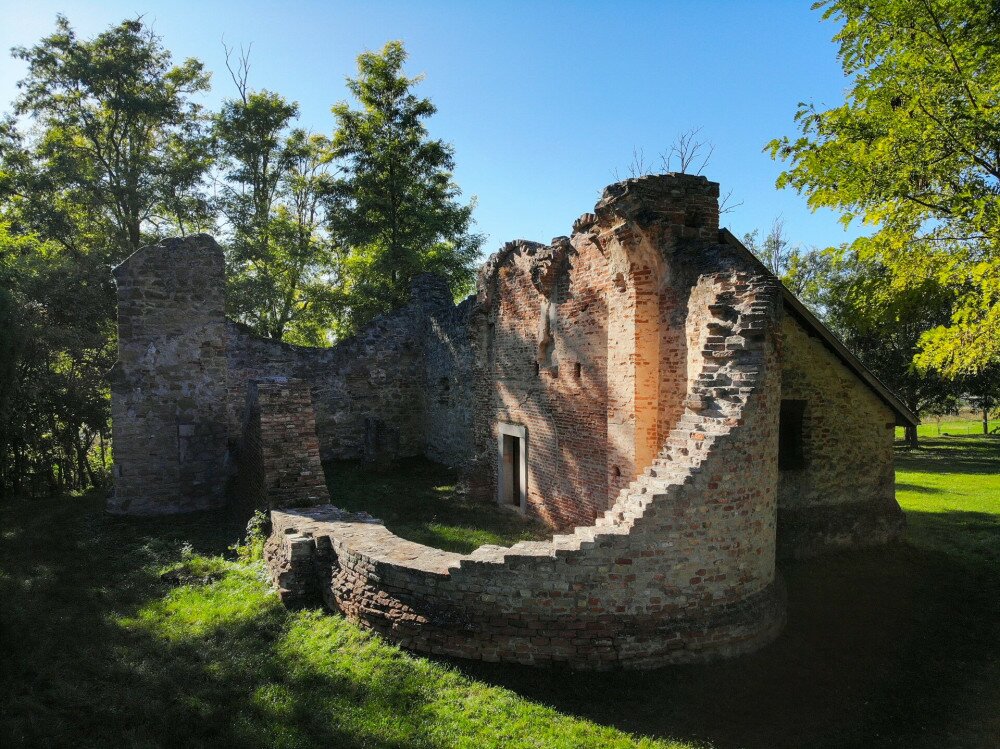 DJI_0473_Rádpusztai templomrom_FOTO-Somo