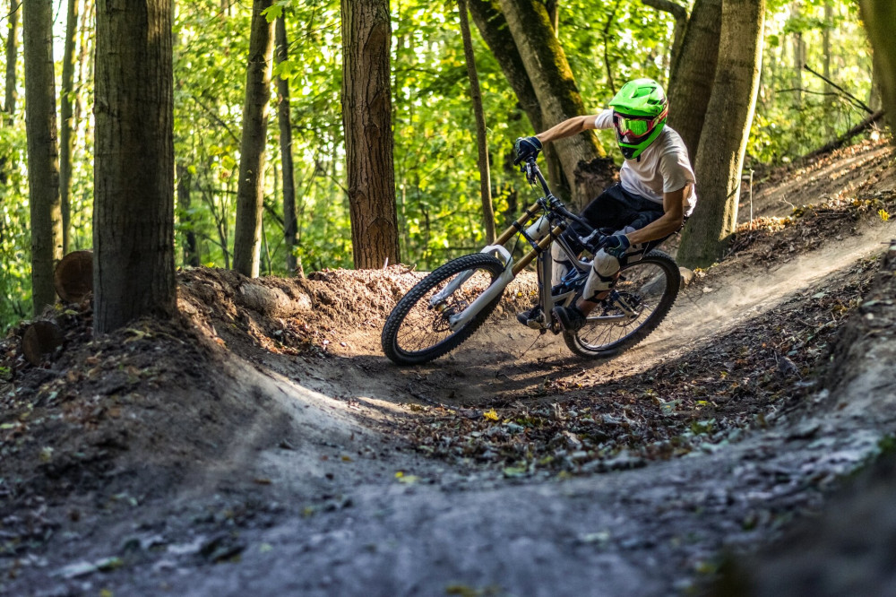 downhill 01 FOTO Adobe Stock