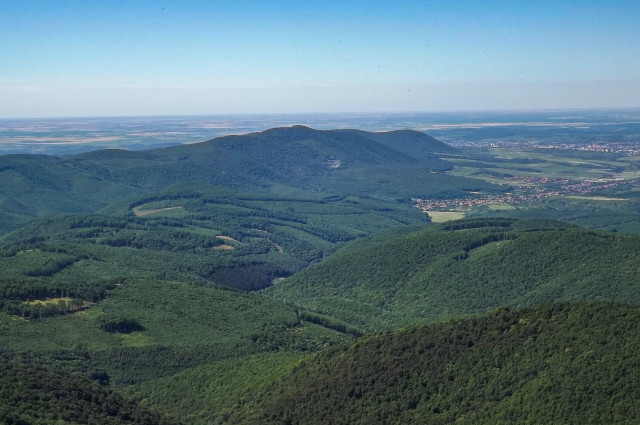 Elbűvölő panorámák a Bükk-fennsík szikláiról