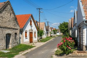 Európa páratlan pincefaluja – Hajósi Pincefalu