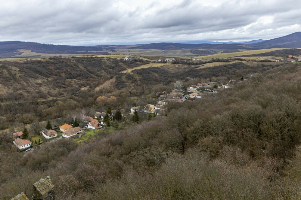 Hollókő falu a várból 