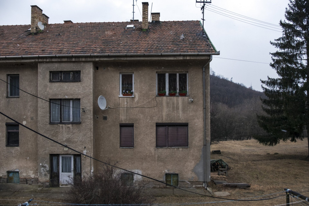 Károlytáró-lakótelep, Gyöngyösoroszi