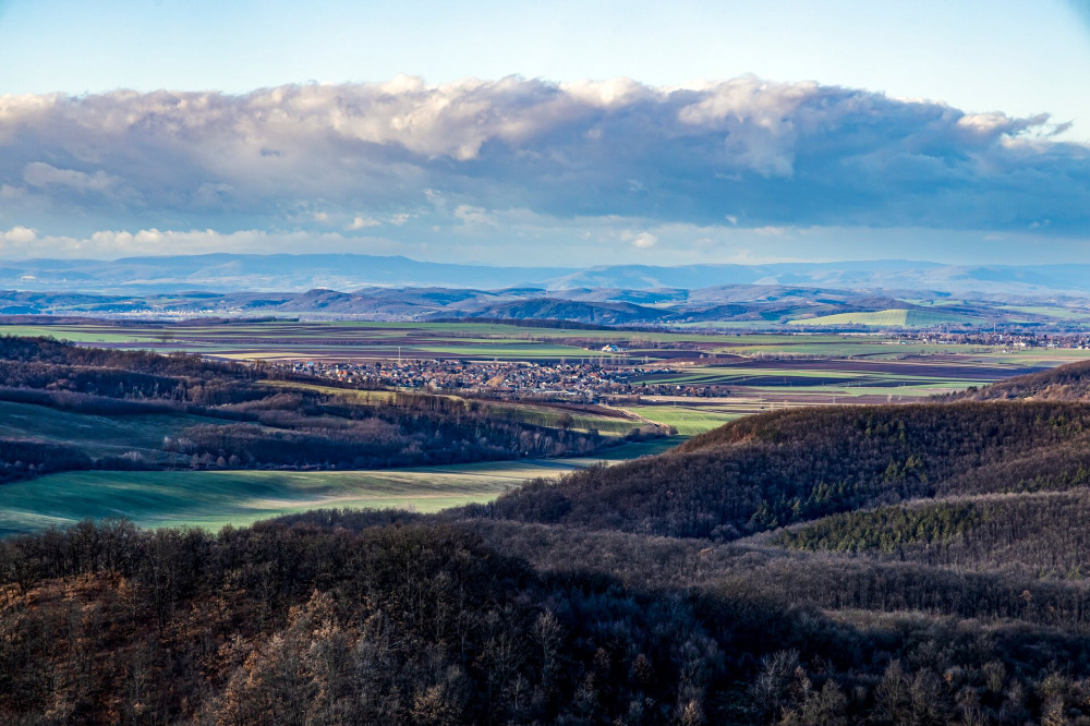 Kilátás a Hollókői várból