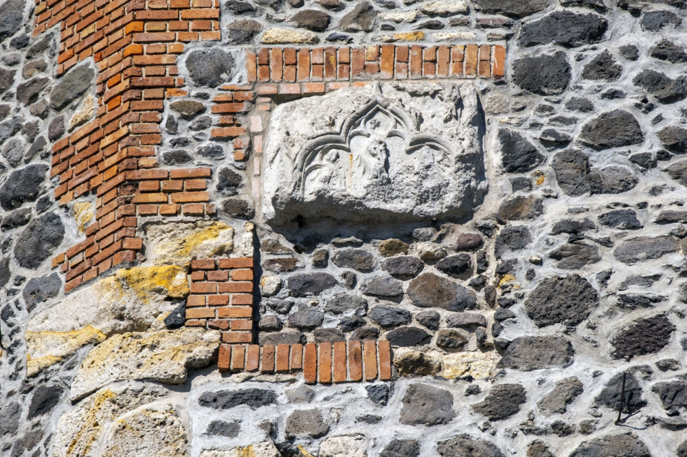 Lakótorony / belső kaputorony a kisnánai várban