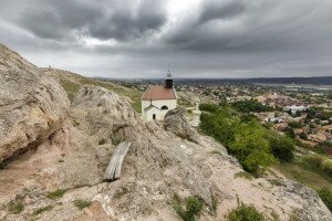 Látványos formák és panorámás sasbércek a Budai-hegységben