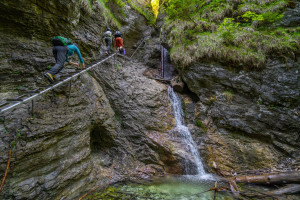 Létrák és láncok „kalandparkjában” a Szlovák Paradicsom falai között