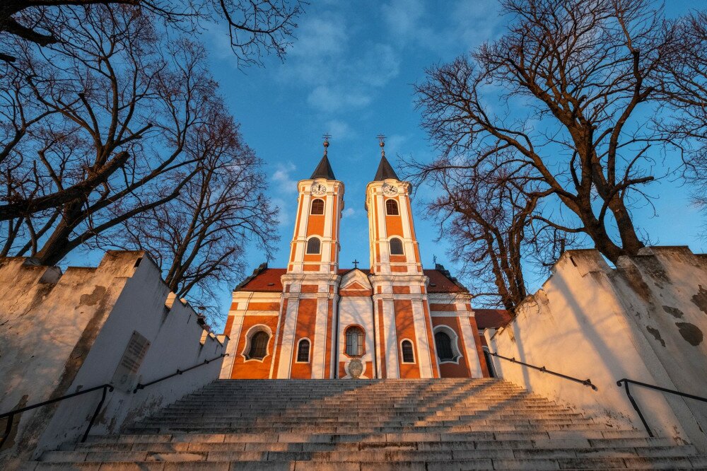 Máriagyűdi templom, Boldogasszony-kegytemlom