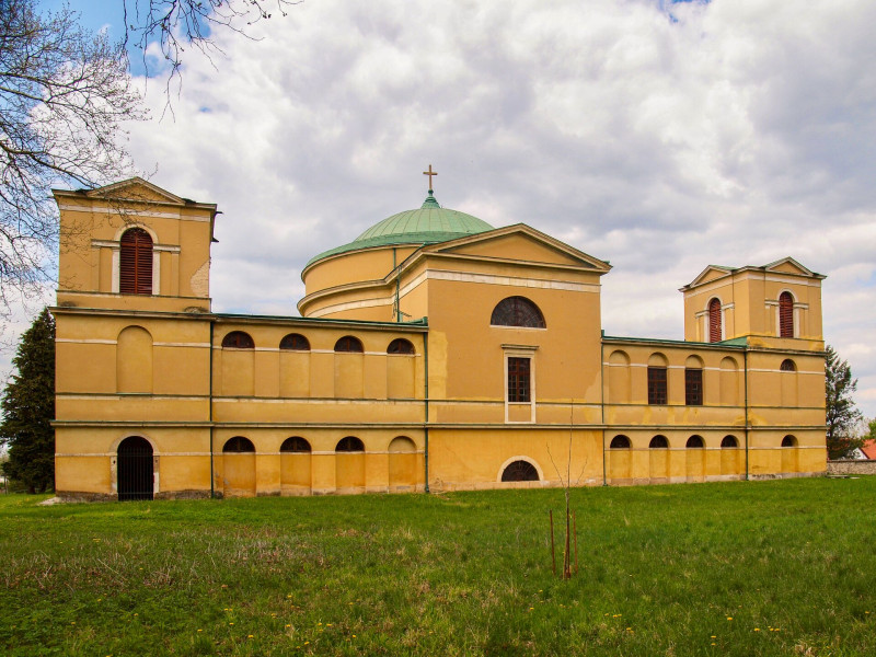 P4307815_Ganna_Esterházy-mauzóleum hátsó része_FOTO-JA