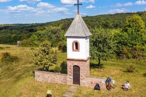 Piros úton a Dél-Dunántúl gyönyörű tájain