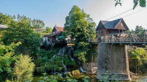 Rejtett gyöngyszem a Plitvicei-tavak árnyékában: Rastoke, a vízimalmok birodalma