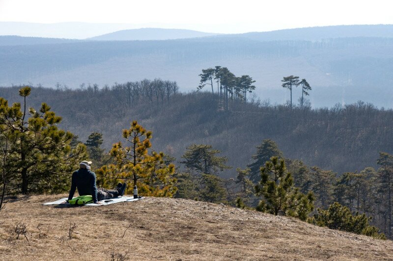 Tarnai-pihenő panorámadobogóján