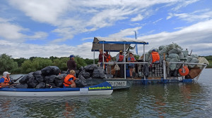 Több mint 5 tonna hulladékot gyűjtöttek a II. Tisza-tavi PET Kupán 