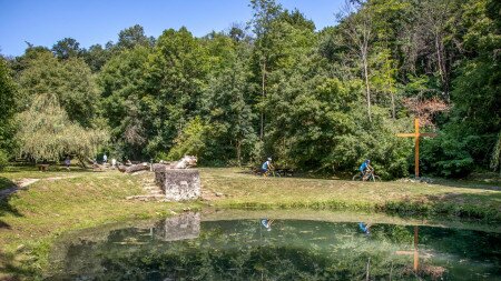 Vadonélmény a Balaton-felvidék páratlan völgyszorosában