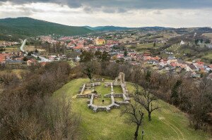 Vártúrák a Mecsekben