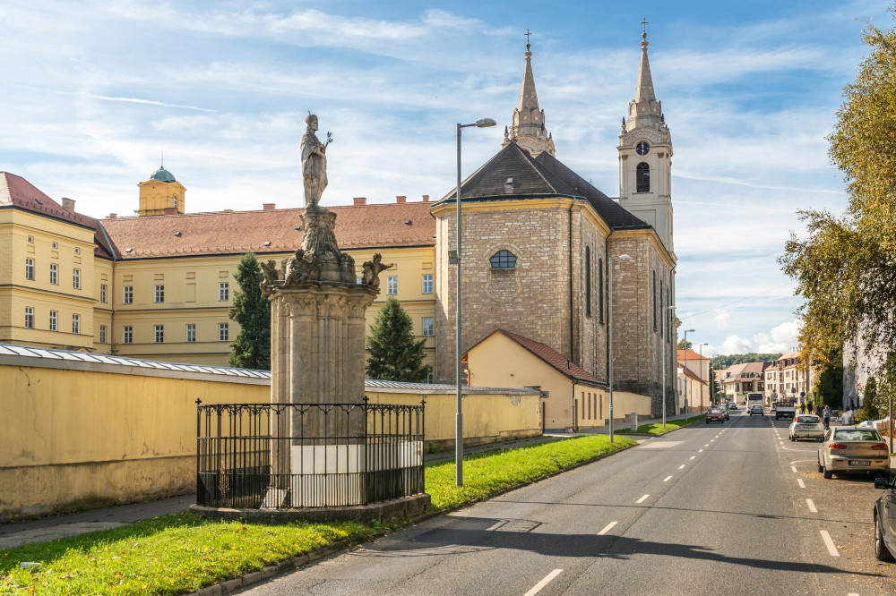 Zirc-regi-templom-oszlopa-GA