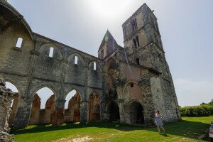 Zsámbék a romtemplomon innen és túl